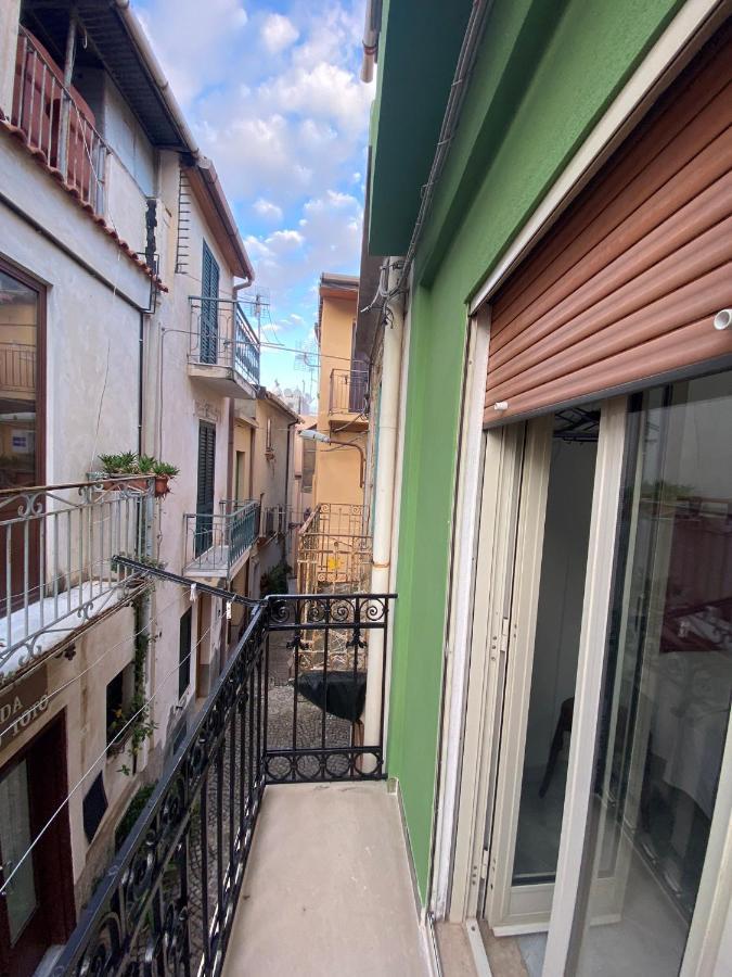 B&B Casetta Verde Felice Scilla Exteriör bild